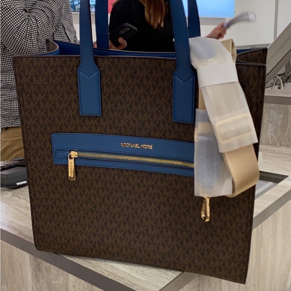 Michael kors KENLY TOTE BAG new with tag